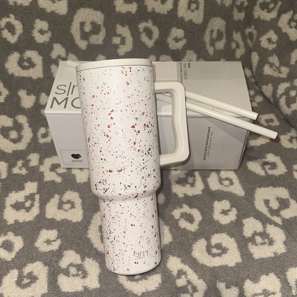 Simple Modern TREK 40oz Tumbler in Cream Terrazzo 🤩New 🆕 & Never Used 😍 - Picture 8 of 17